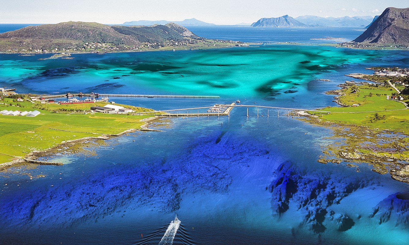 Digital animasjon av et tettsted ved en fjord i Norge der man ser terrenget b&aring;de over og under vann
